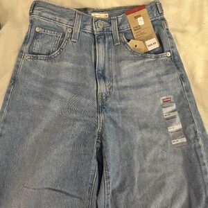NWT Levi's Cinch Baggy Jeans 24/31